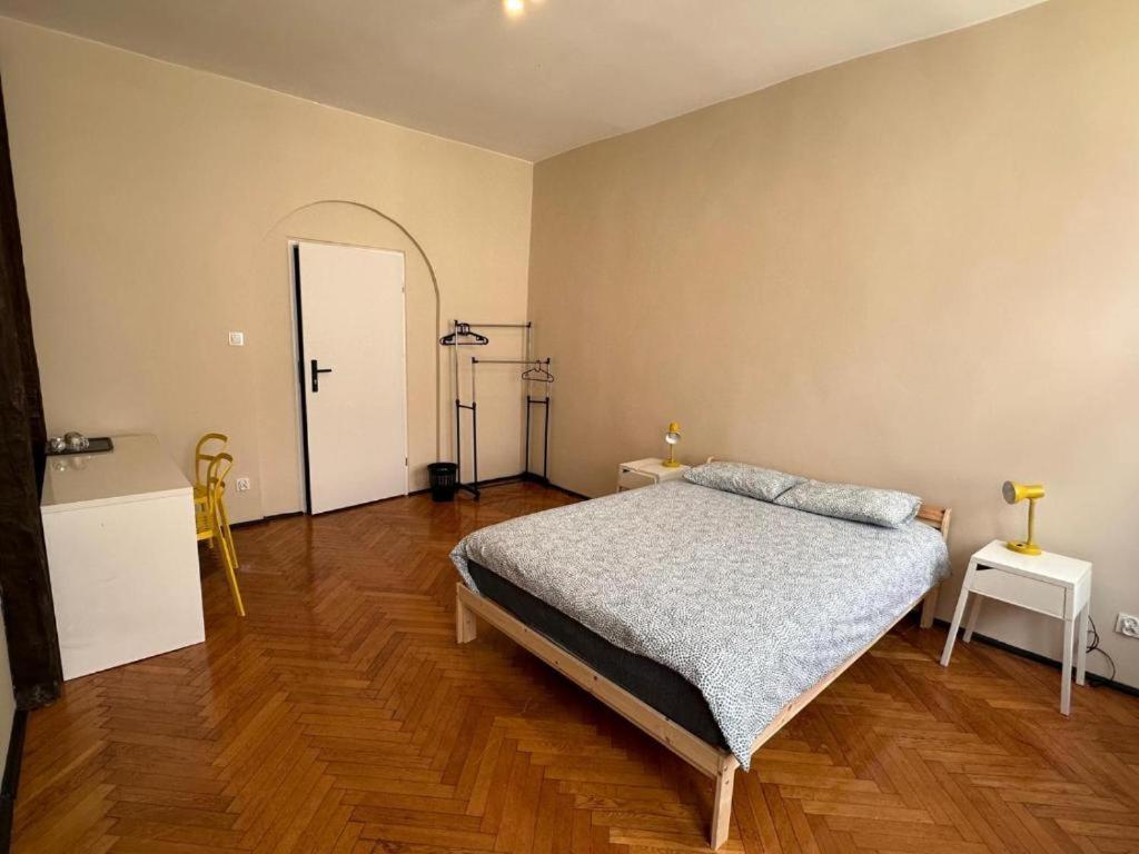 Apolla 34 Poznań Exterior foto